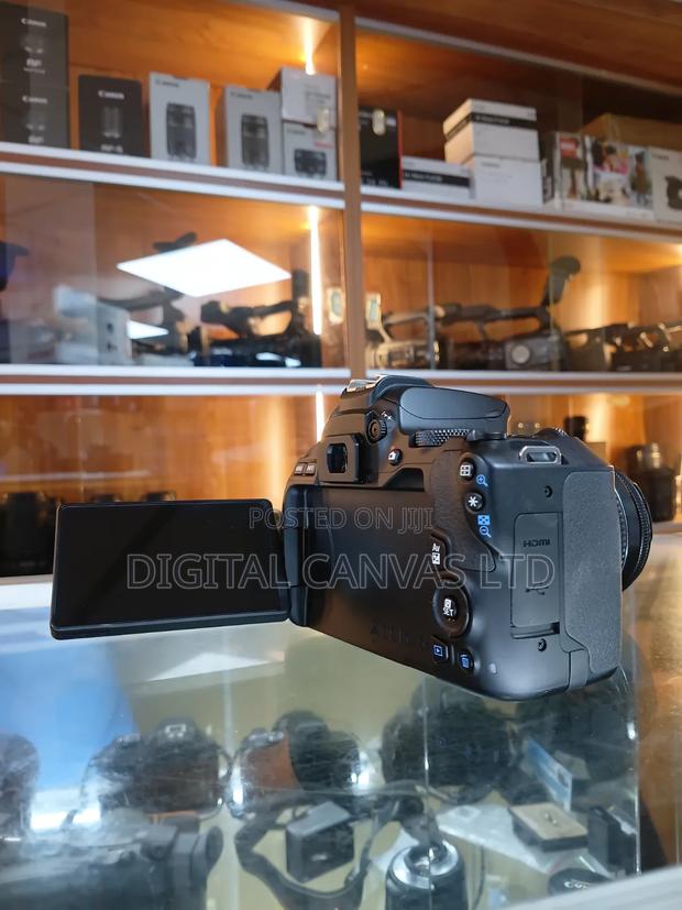 Canon Eaos 250d - thumbnail 5
