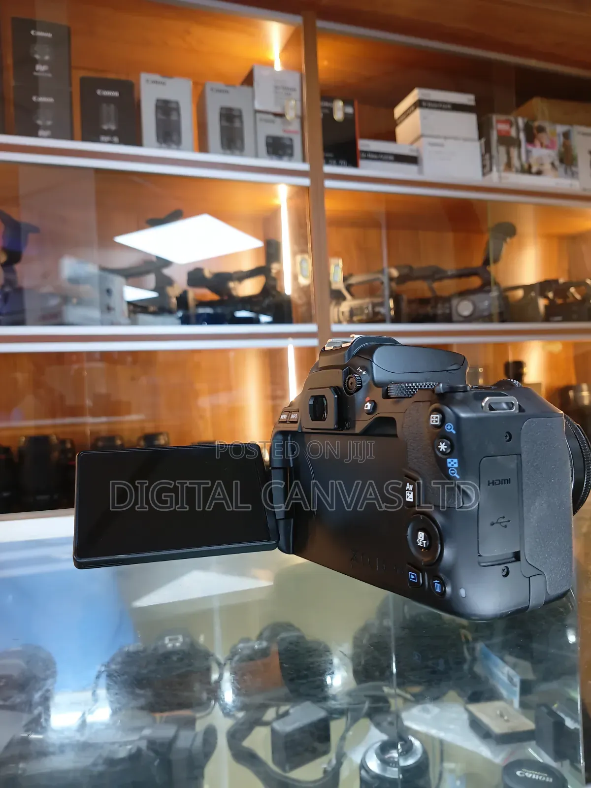 Canon Eaos 250d