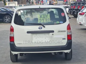 Toyota Succeed 2020 White
