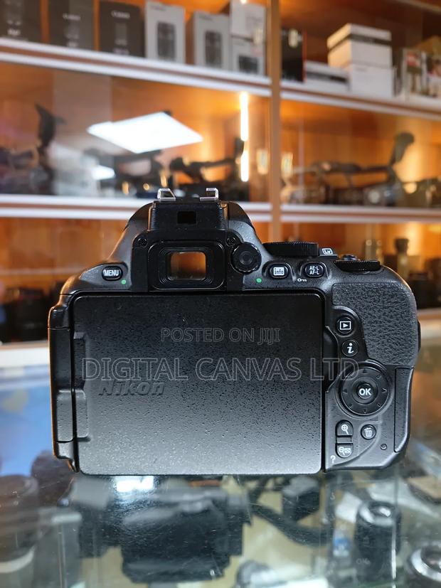 Nikon D5600 Clean Body Ex Uk - thumbnail 3