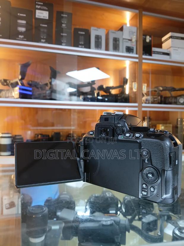 Nikon D5600 Clean Body Ex Uk - thumbnail 4