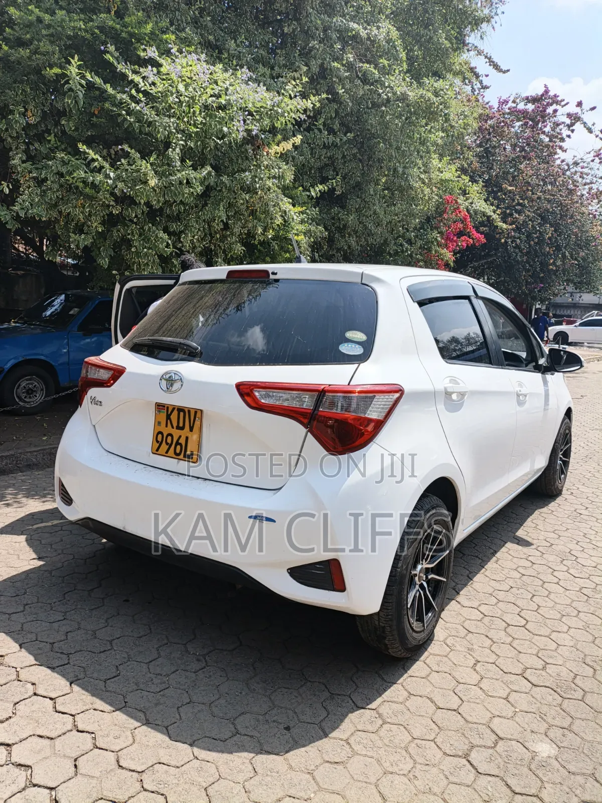 Toyota Vitz 2018 White