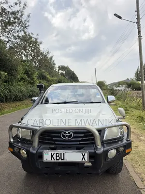 Toyota Hilux 2012 Gray