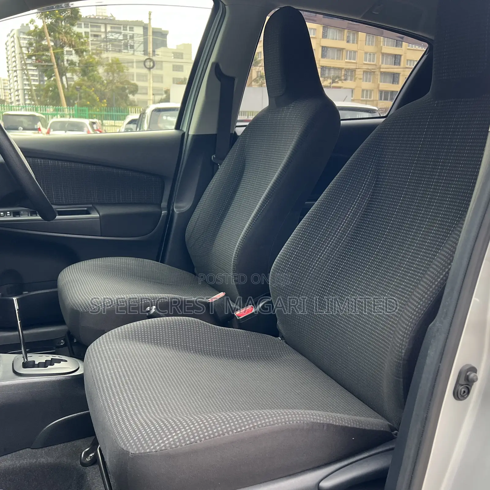 Toyota Vitz 2019 Silver