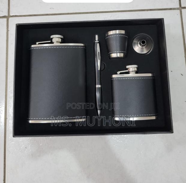 Premium Leather-wrapped Flask Men’S Gift Set - thumbnail 5