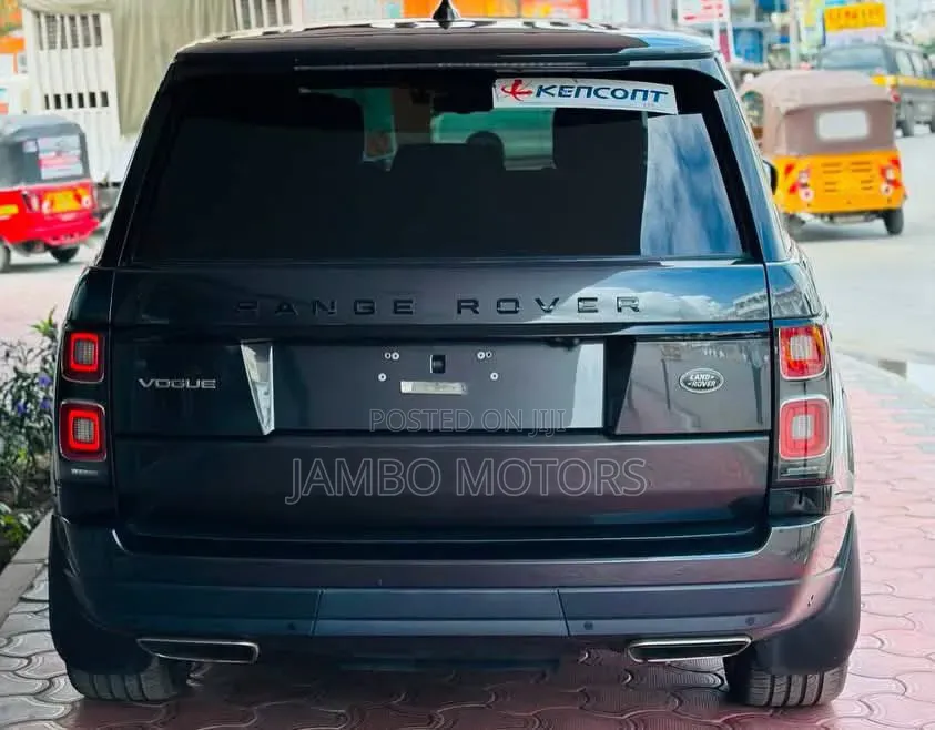Land Rover Range Rover Vogue 2020 Matt Black