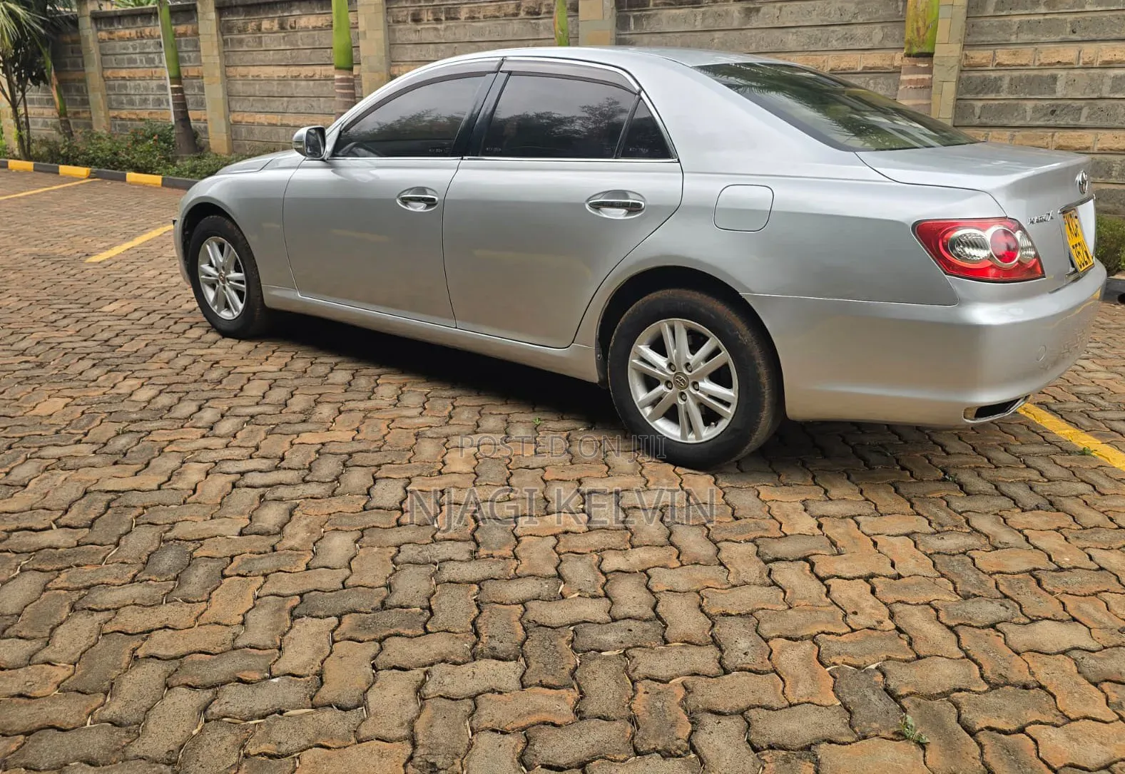 Toyota Mark X 2009 Silver