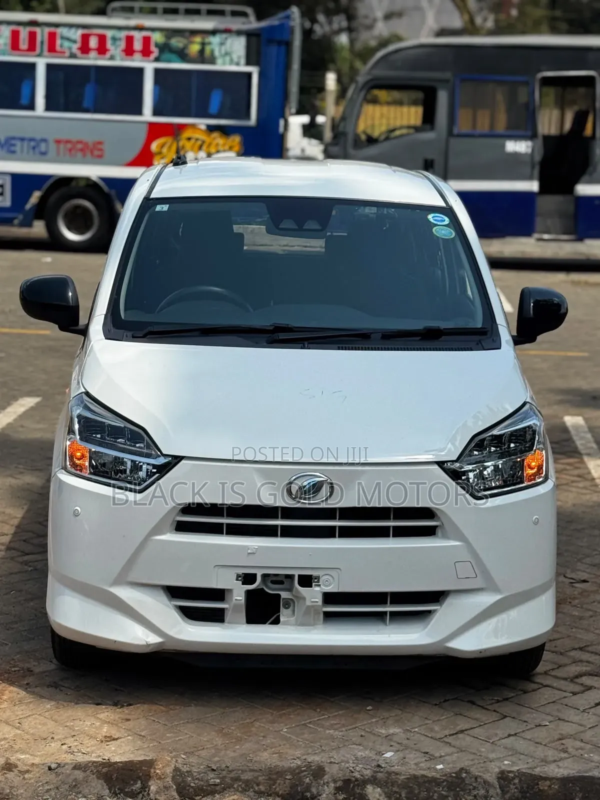 Daihatsu Mira 2019 White