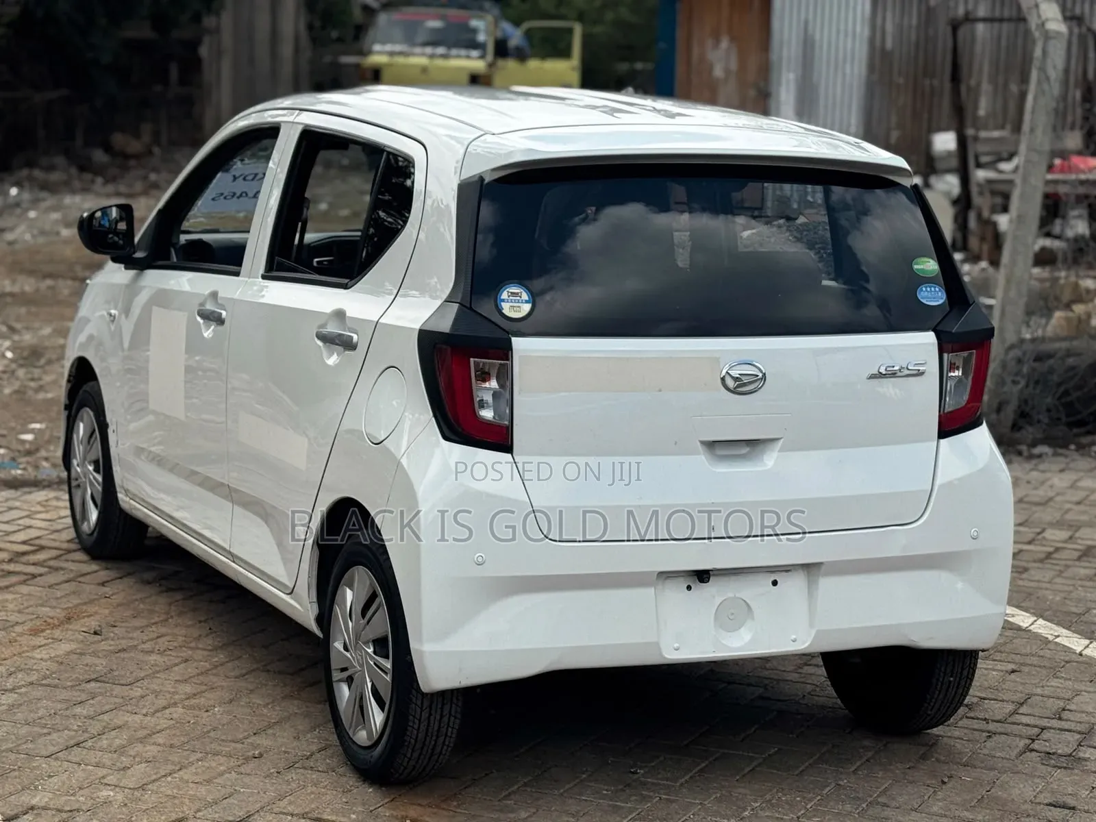 Daihatsu Mira 2019 White