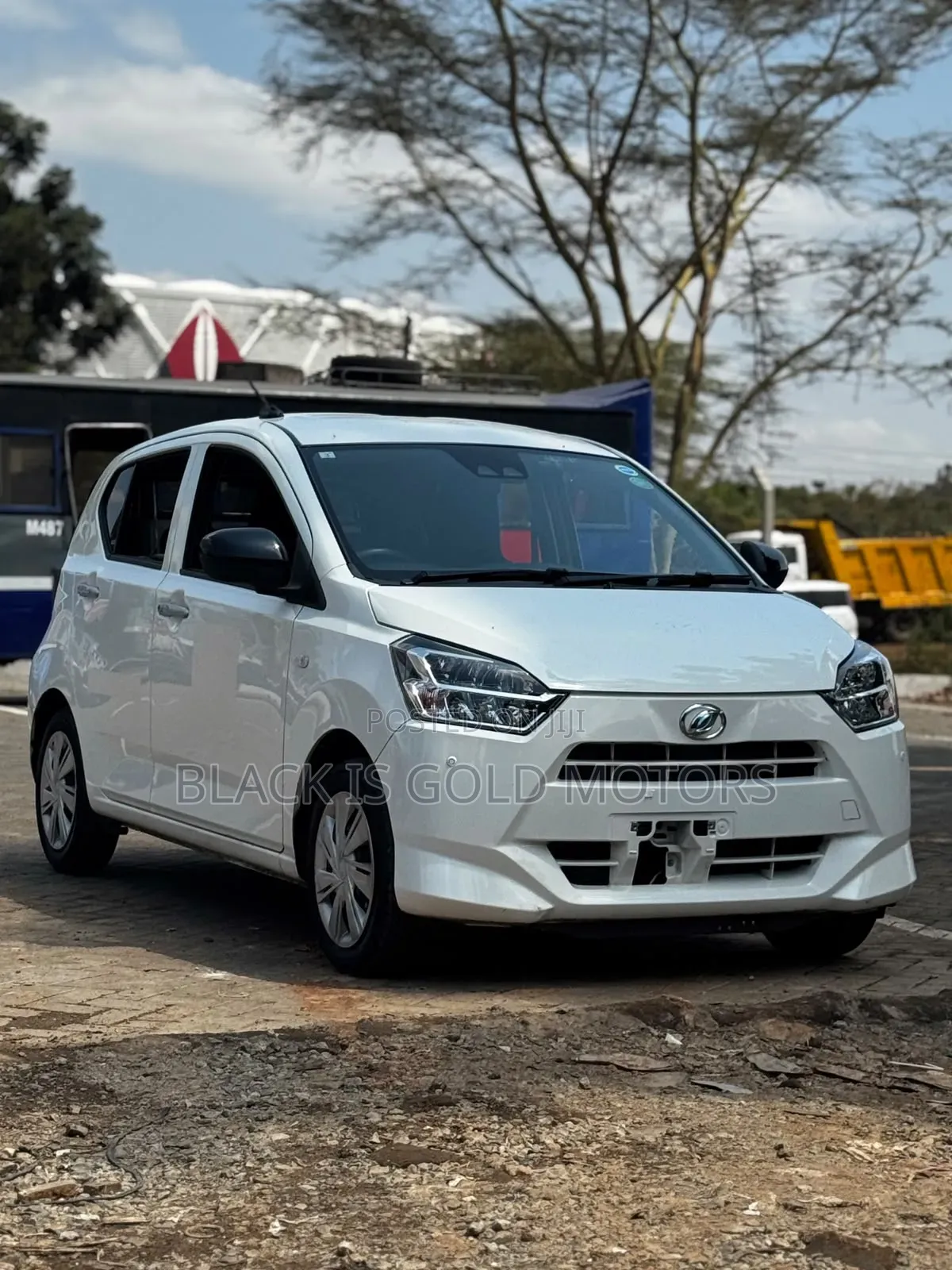 Daihatsu Mira 2019 White