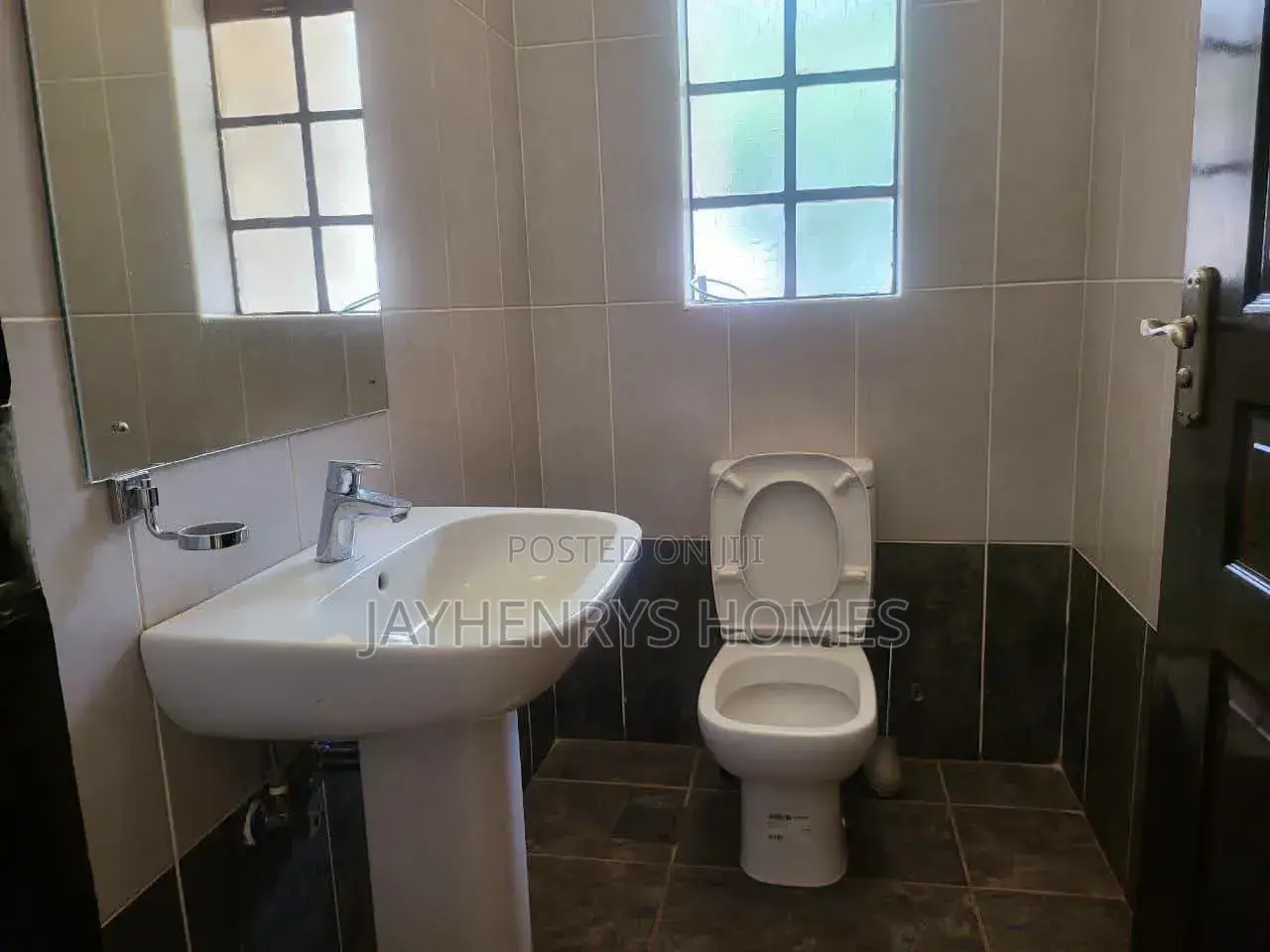 4bdrm House in Rosslyn for rent