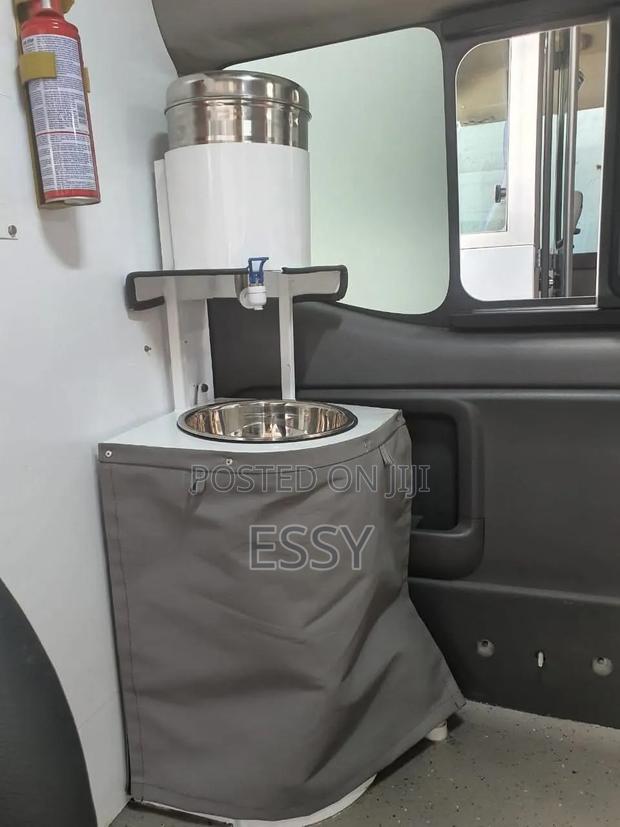 Hiace Conversion Into an Ambulance - thumbnail 7