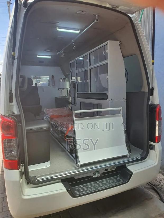 Hiace Conversion Into an Ambulance - thumbnail 10