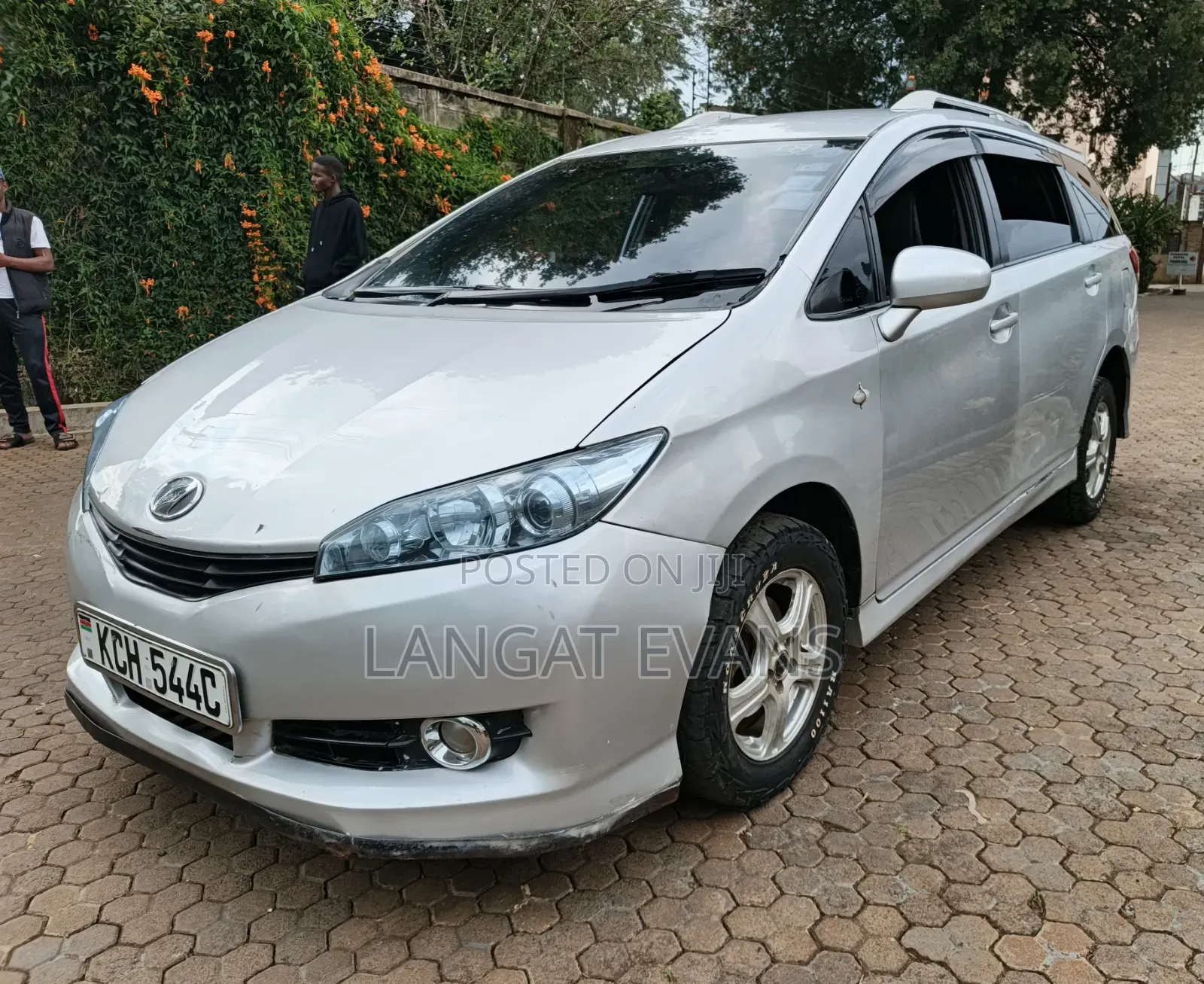 Toyota Wish 2010 Silver