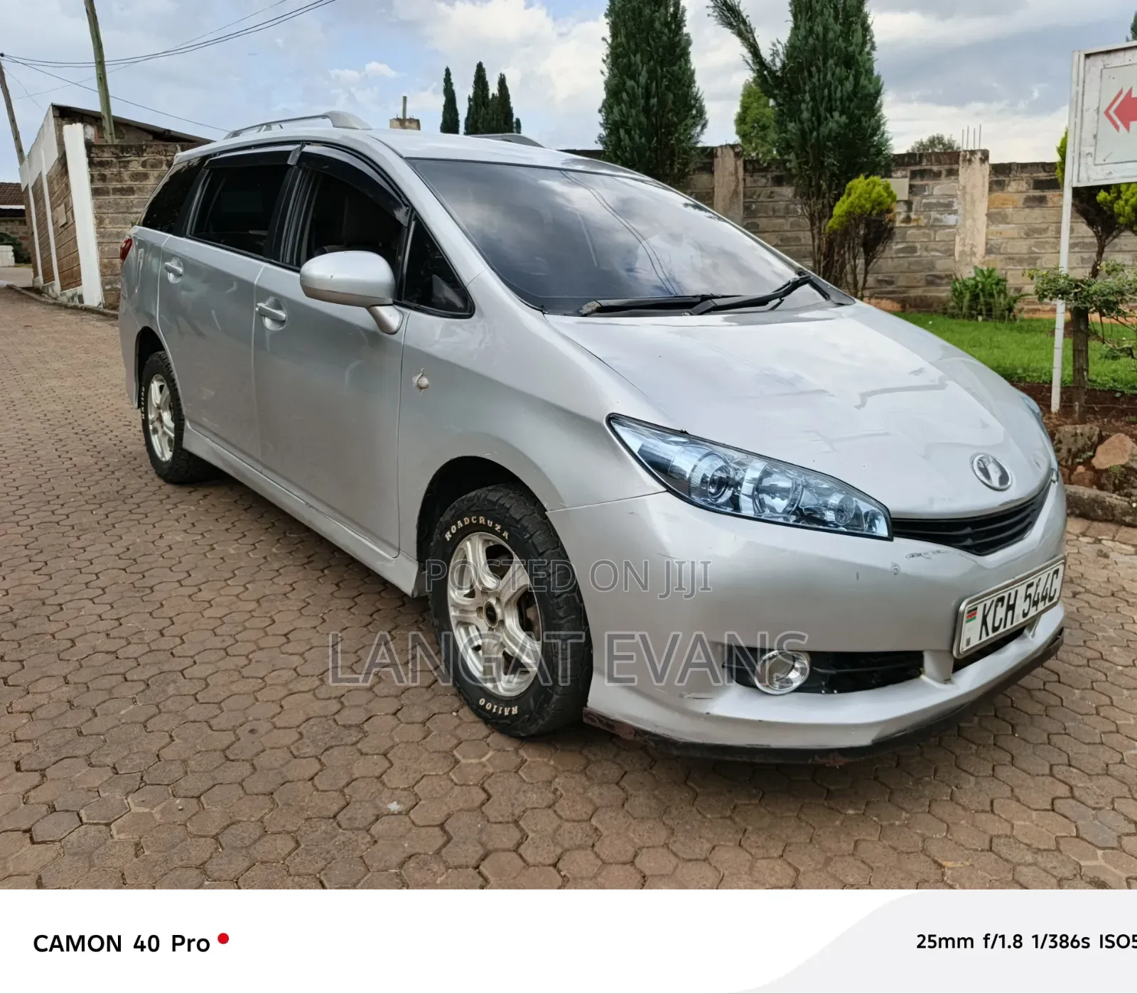 Toyota Wish 2010 Silver