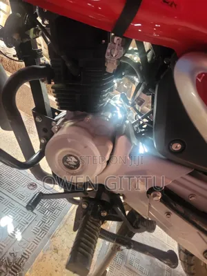 Bajaj Boxer 2026 Red