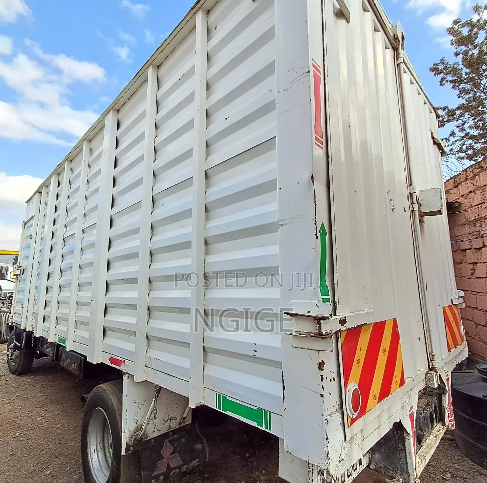 Fh Mitsubishi Truck