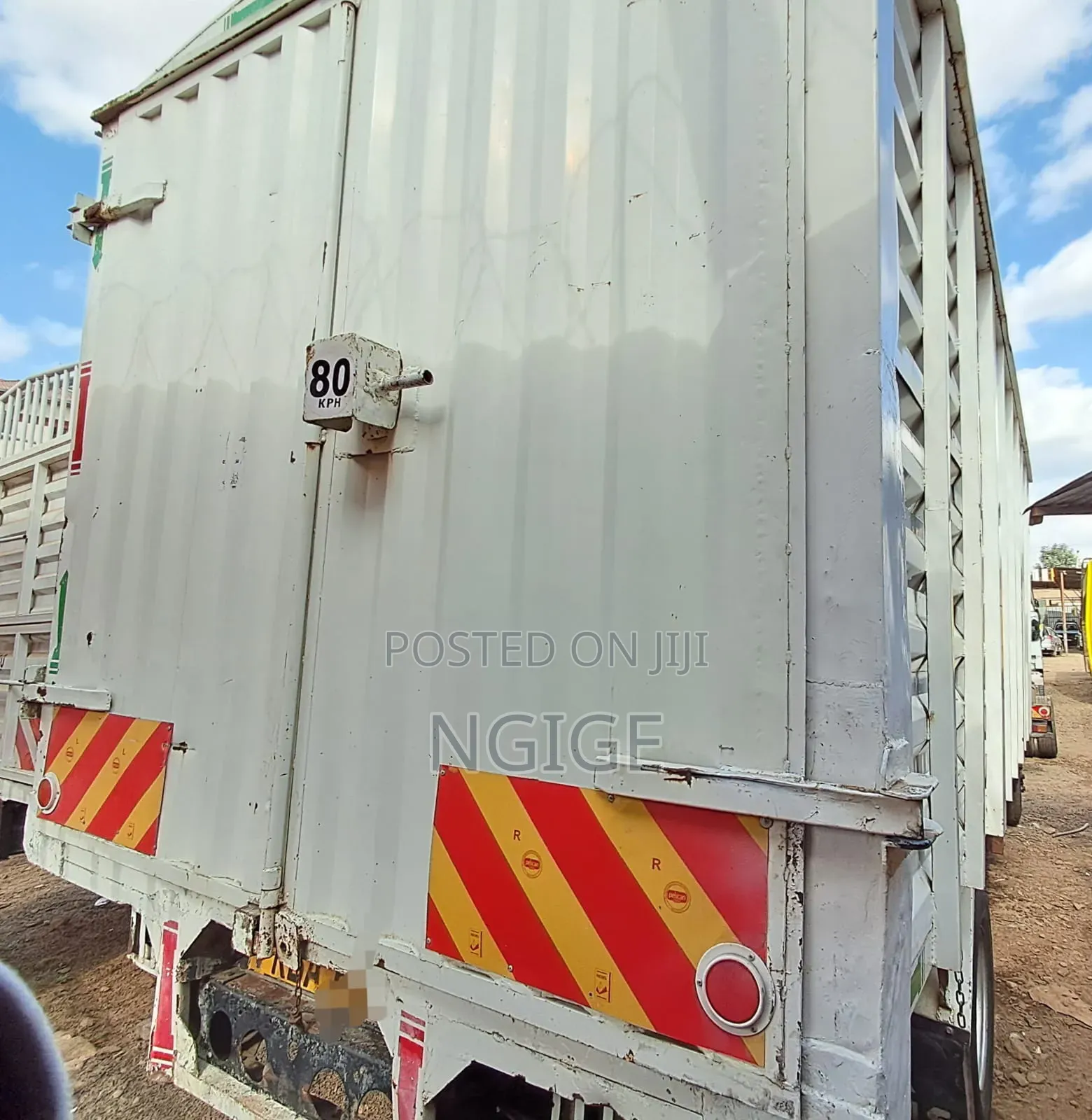 Fh Mitsubishi Truck