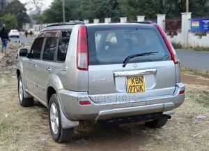 Nissan X-Trail 2005 Gray
