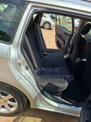 Toyota Corolla Fielder 2018 Silver
