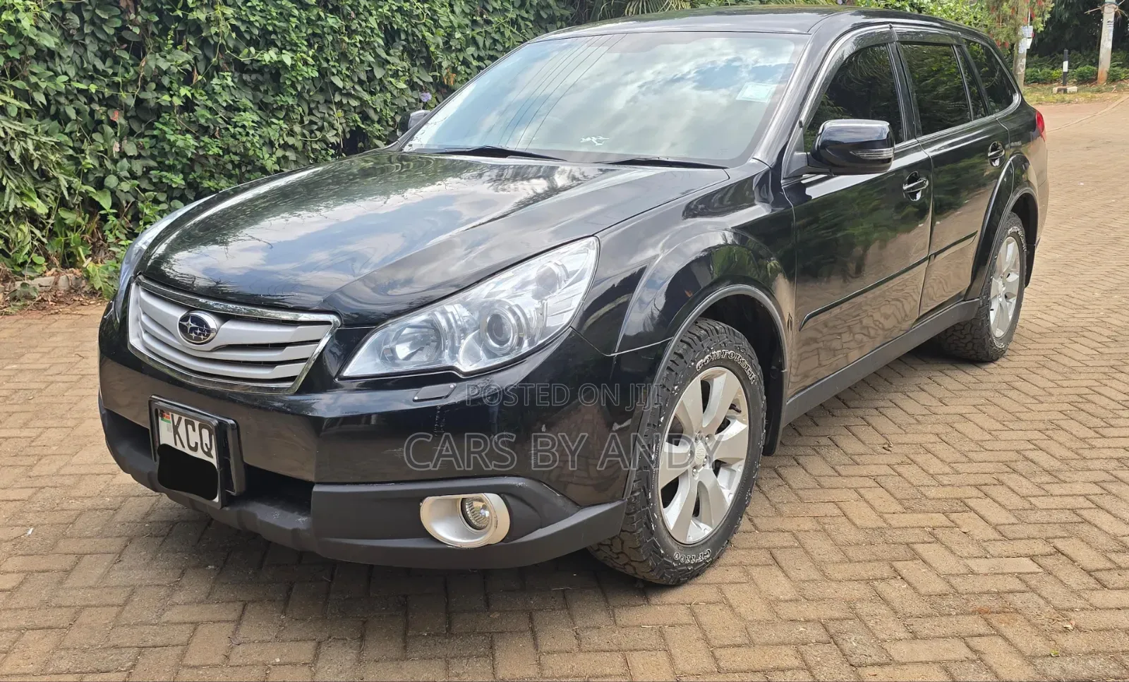 Subaru Outback 2011 Black