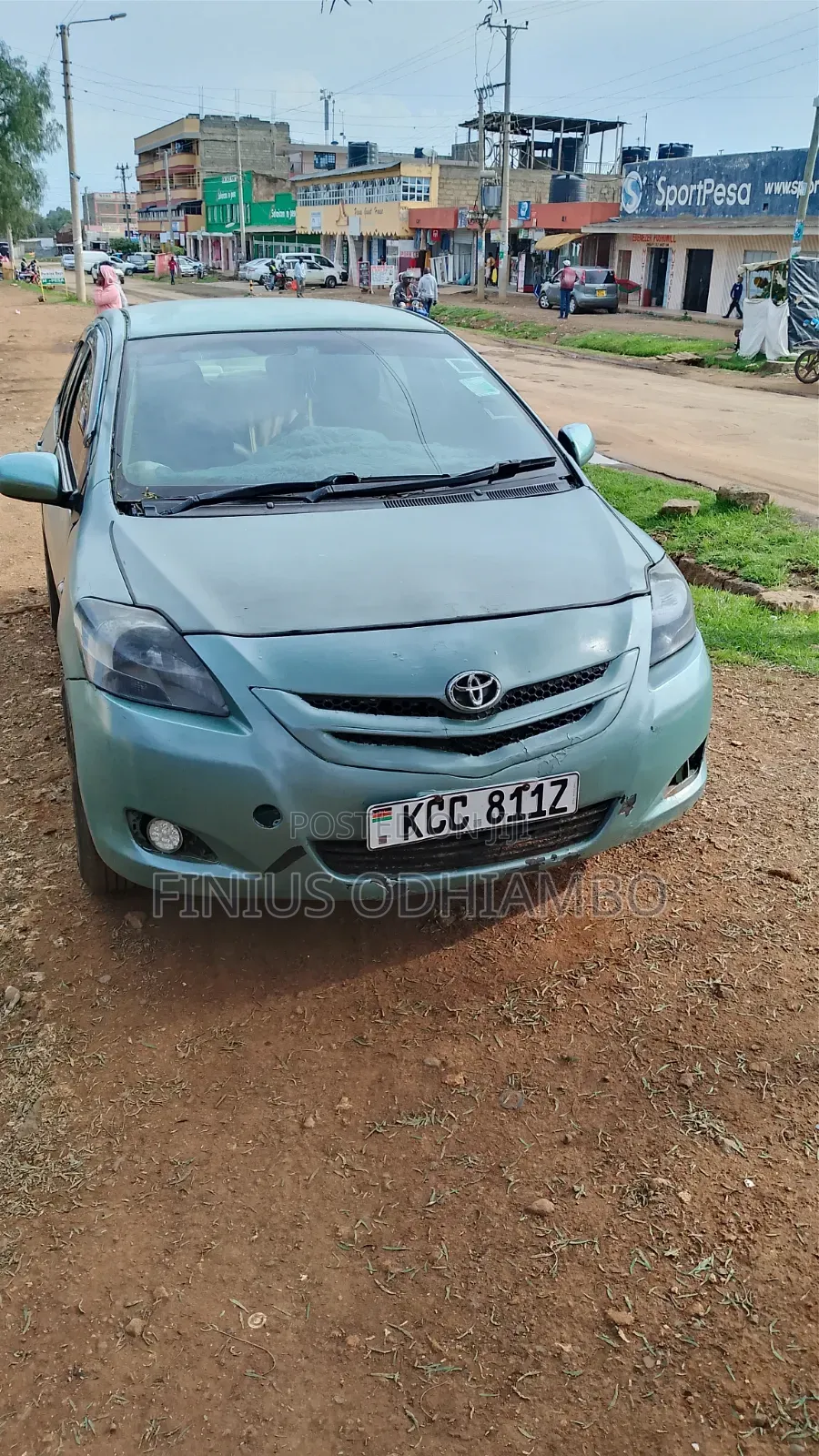 Toyota Belta 2011 Green