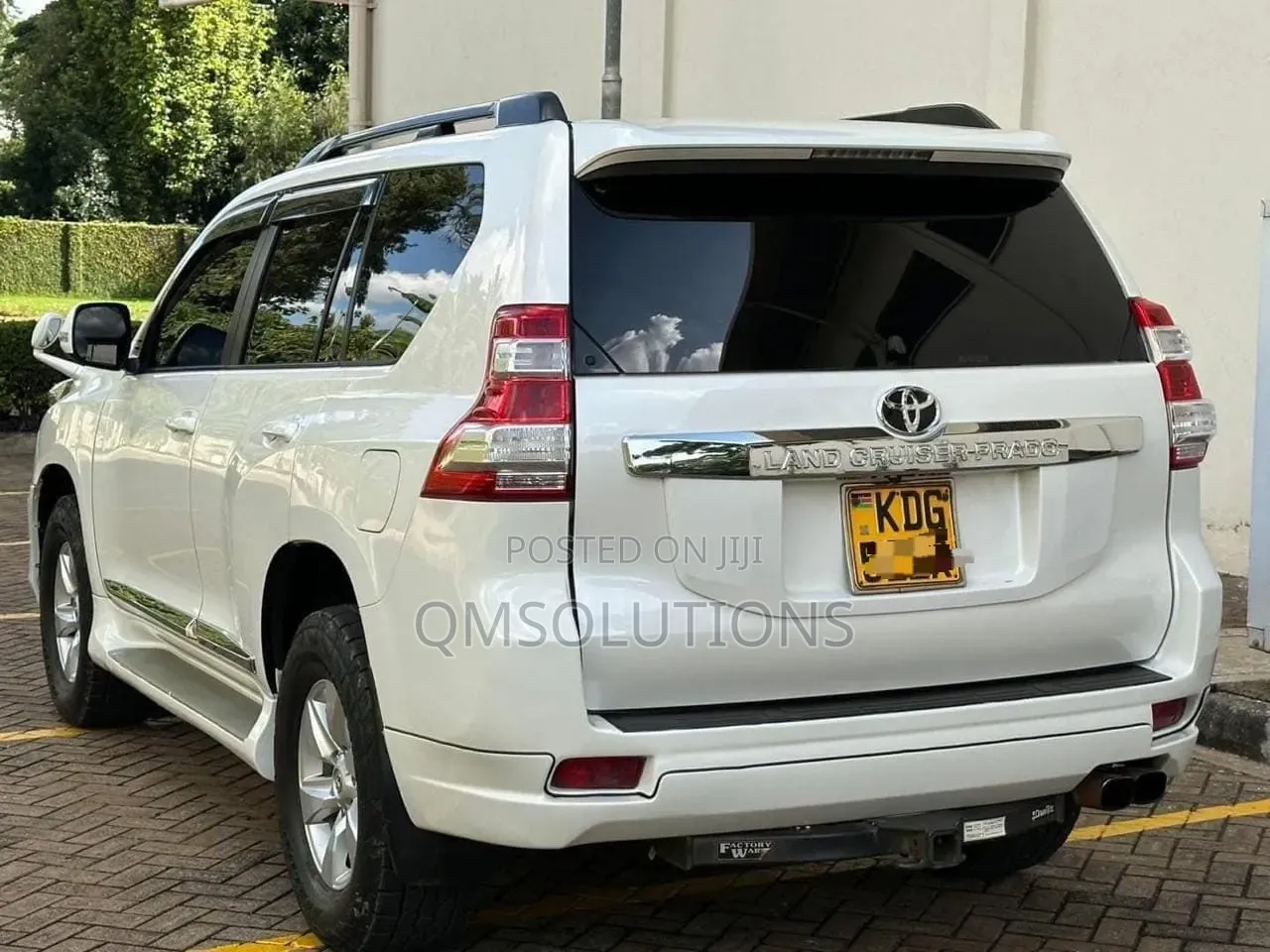 Toyota Land Cruiser 2016 White