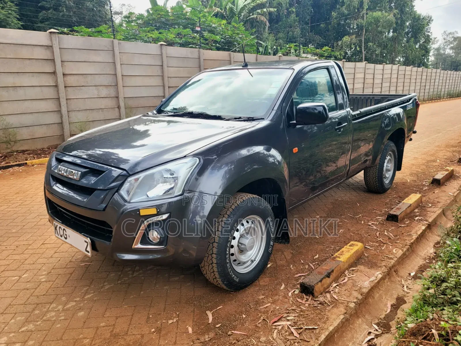 Isuzu D-MAX 2015 Gray