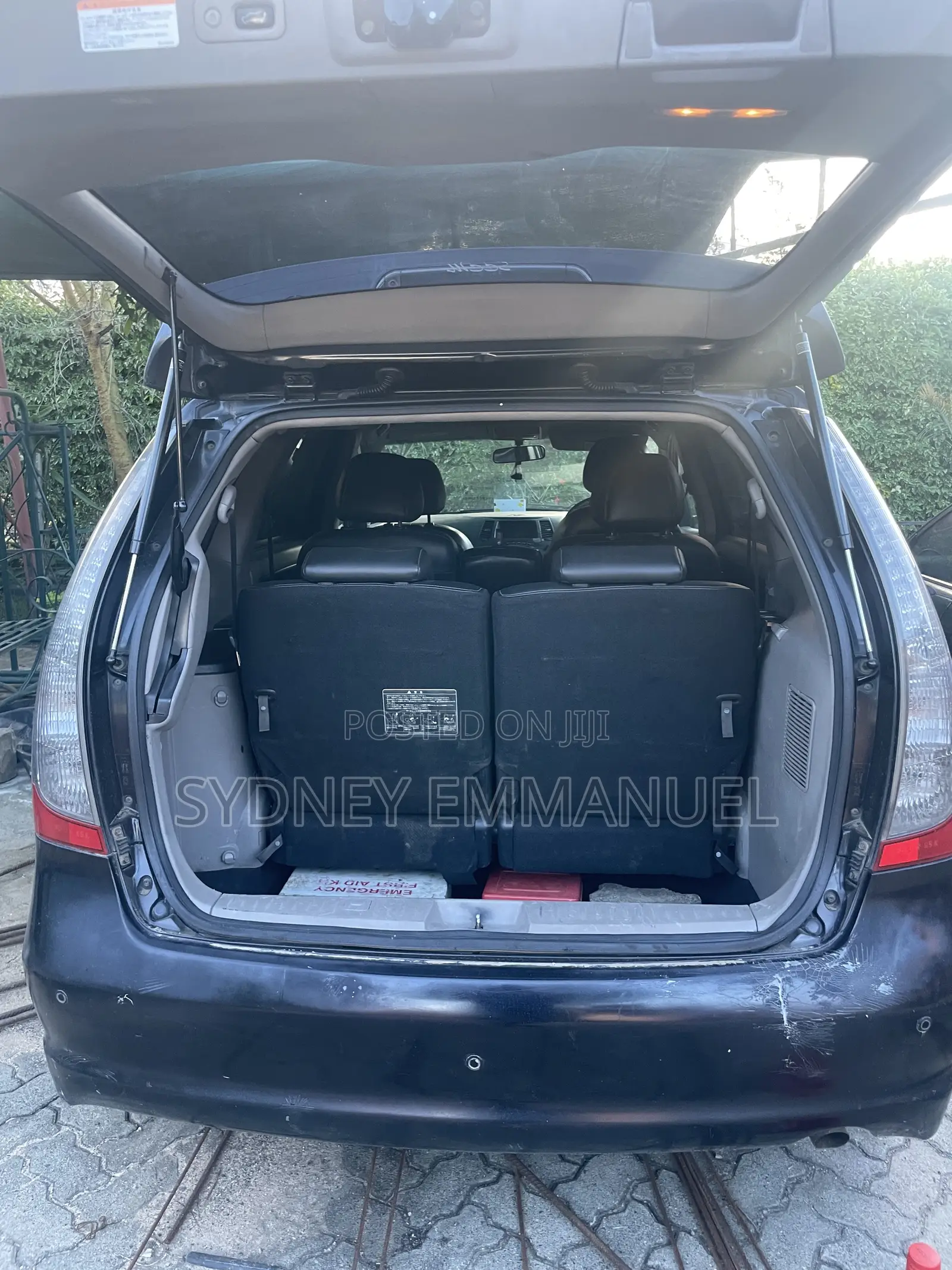 Mitsubishi Grandis 2.4 Intense 2008 Black