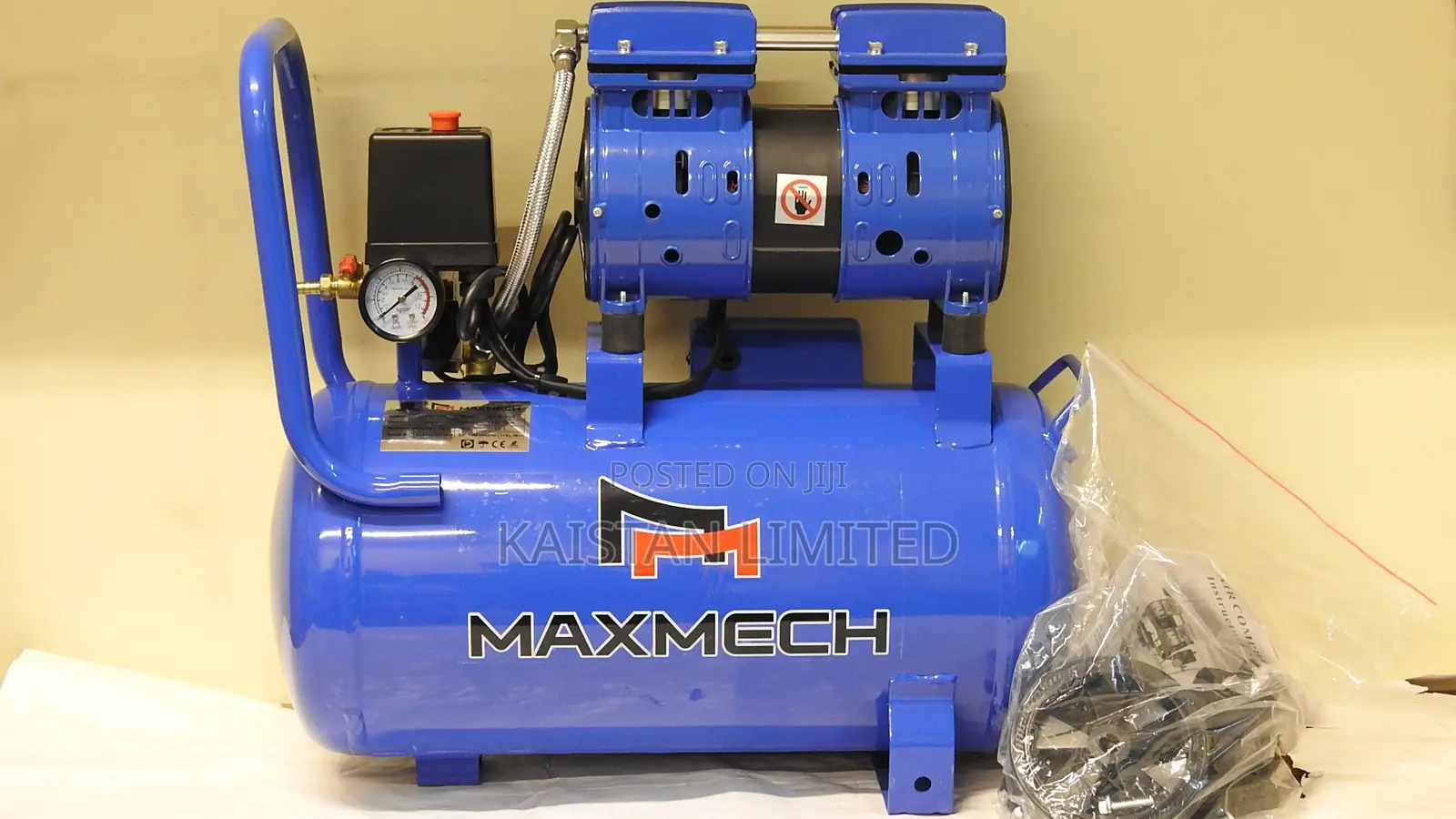 Maxmech 650w Silent Compressor | 25l Tank