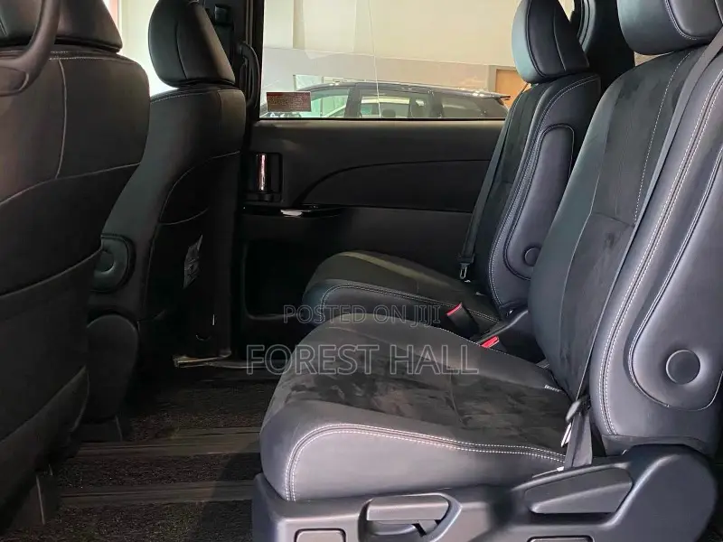 Toyota Estima 2019 Black