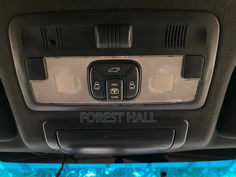 Toyota Estima 2019 Black
