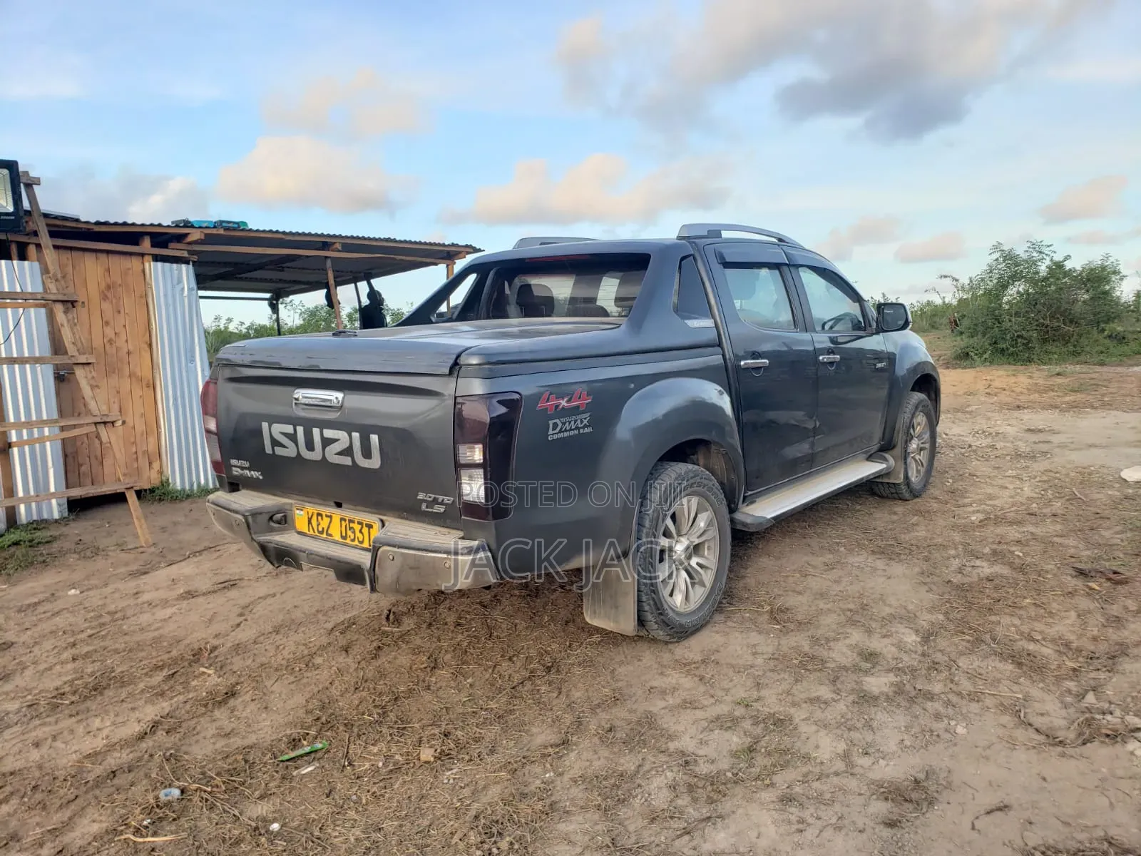 Isuzu D-MAX 2020 Gray