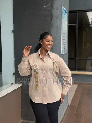 Button-Down Shirt With Embroidered Gold Metallic Floral