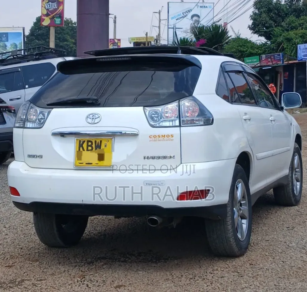 Toyota Harrier 2006 White