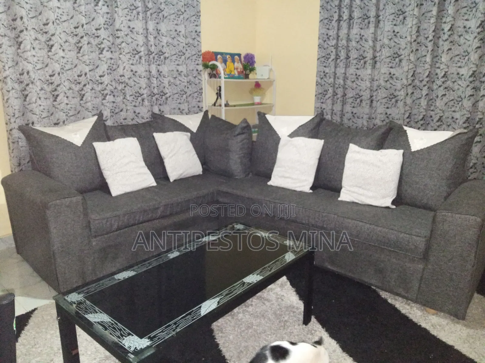 Sofa Set for Sale