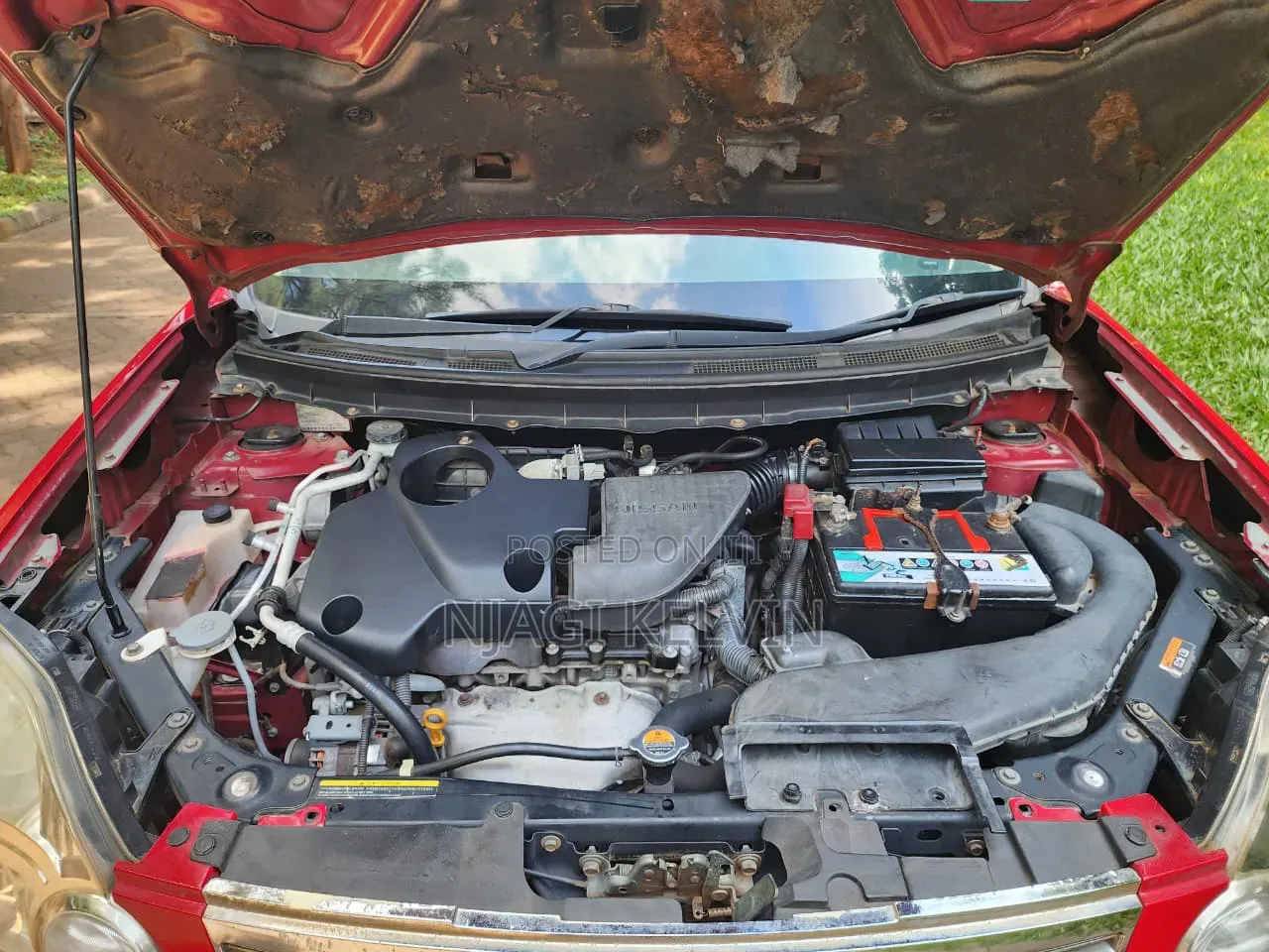 Nissan X-Trail 2.5 Petrol 4x4 SE 2010 Red