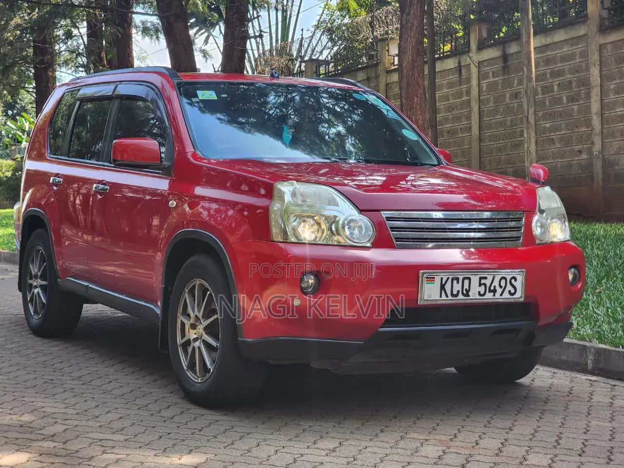 Nissan X-Trail 2.5 Petrol 4x4 SE 2010 Red