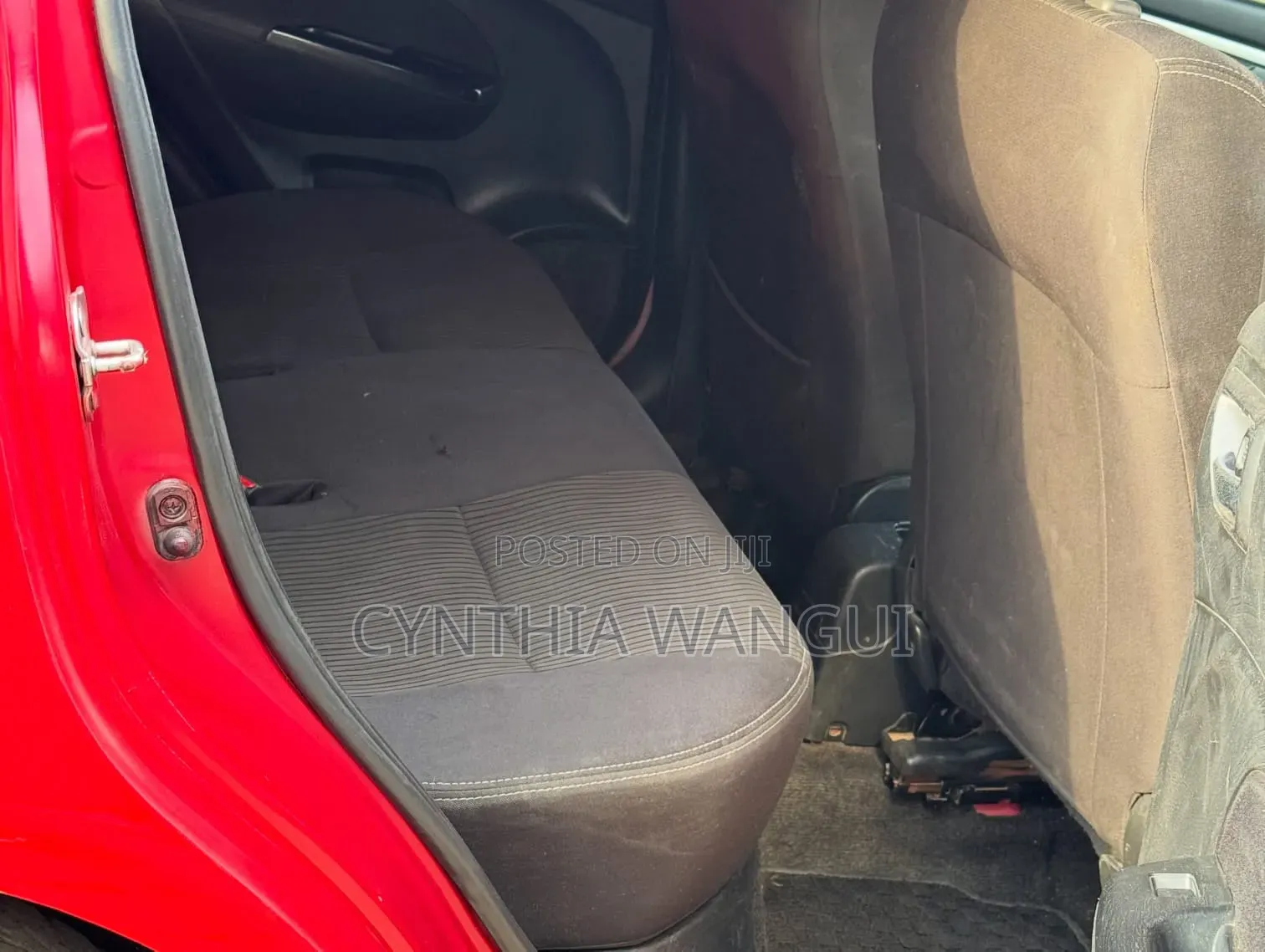Suzuki Swift 2012 Red