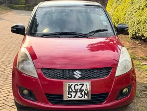 Suzuki Swift 2012 Red