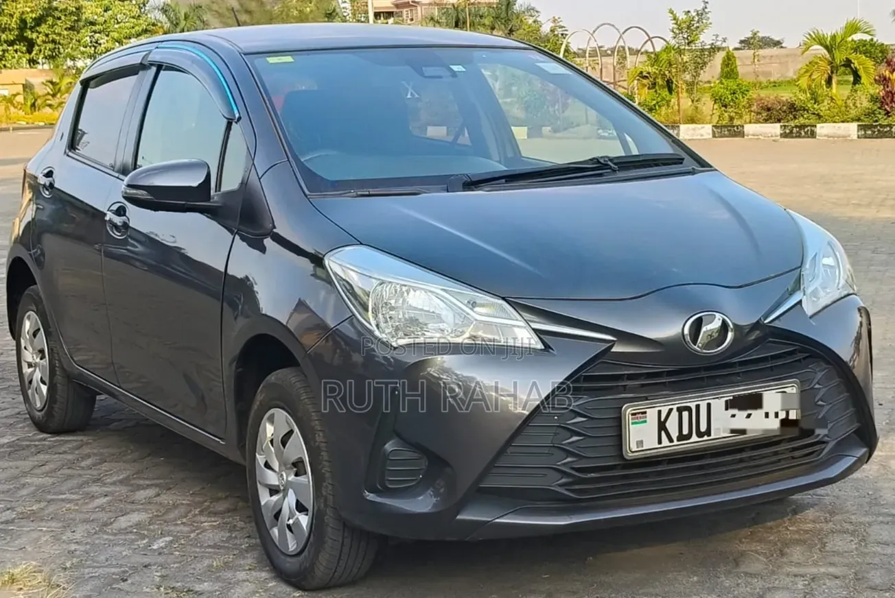 Toyota Vitz 2019 Black