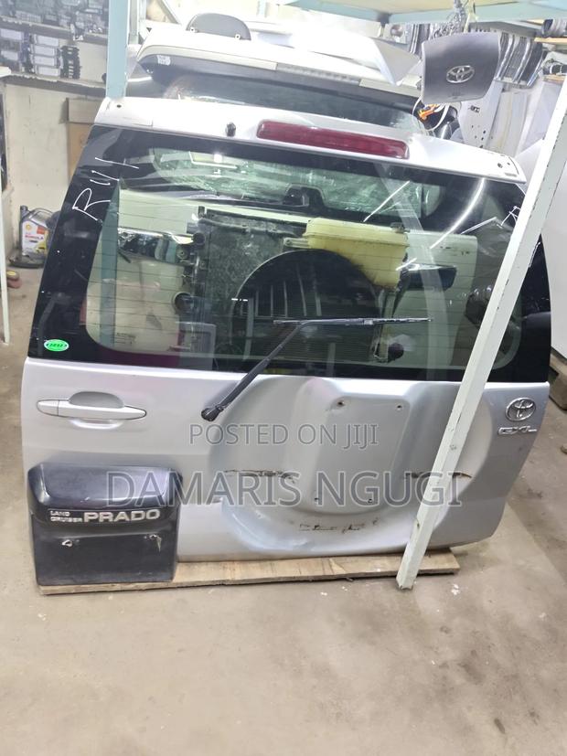 Prado 120 Boot With Wheel