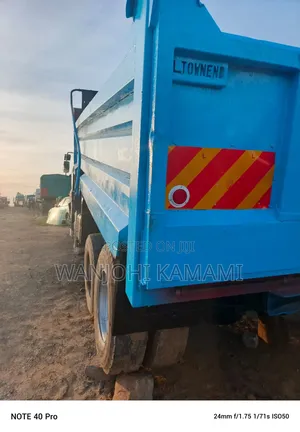 Hino Double Steering