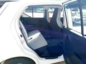 Suzuki Alto 2018 White