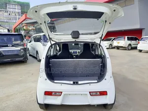Suzuki Alto 2018 White