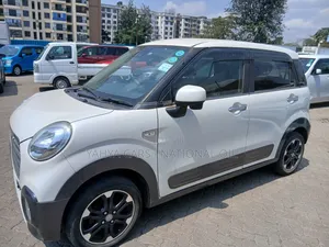 Daihatsu Cast 2019 Beige