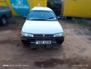 Toyota Corolla II 1999 White