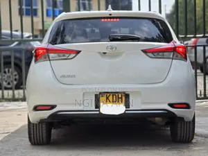 Toyota Auris 2015 White