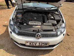 Volkswagen Golf 2012 White