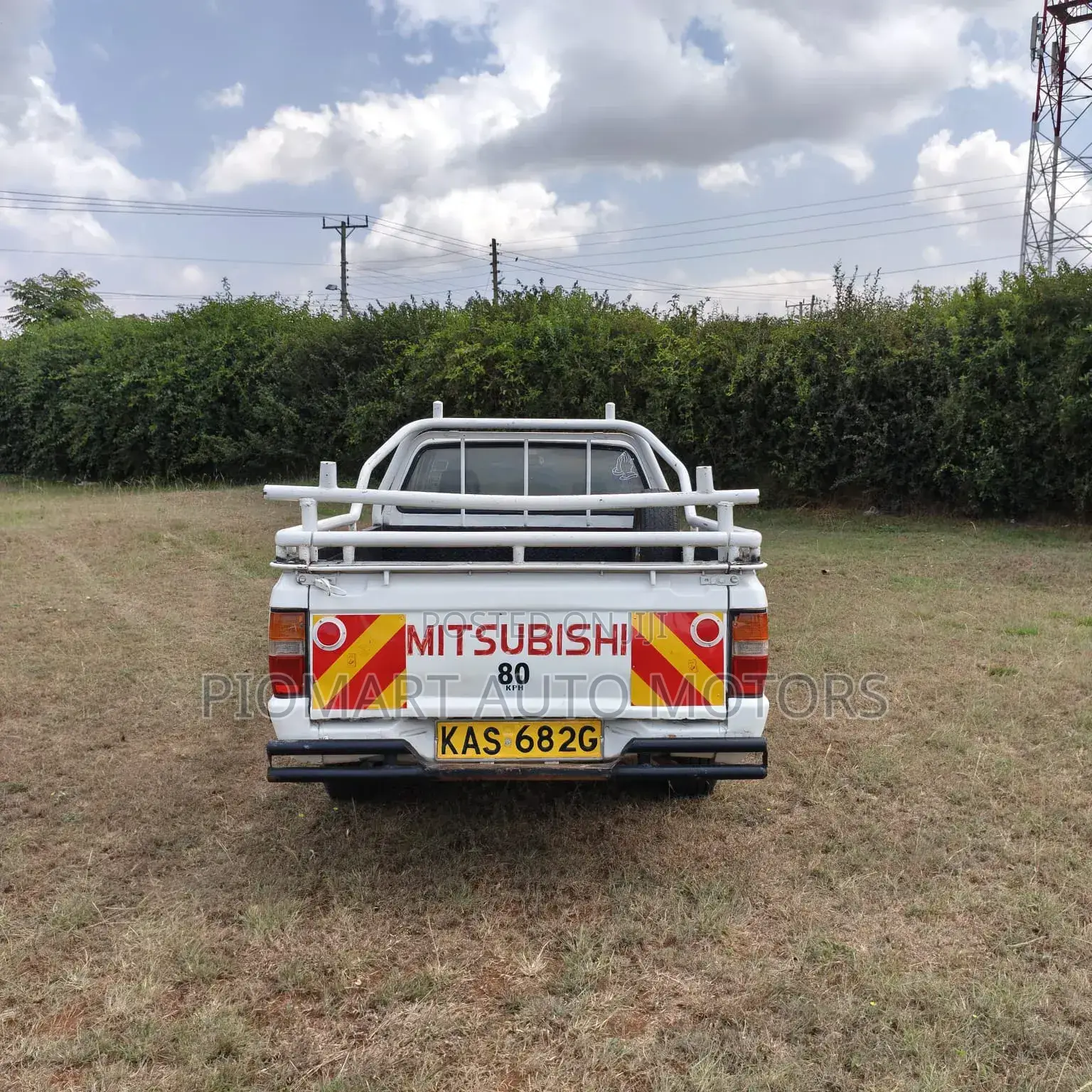 Mitsubishi L200 2005 White